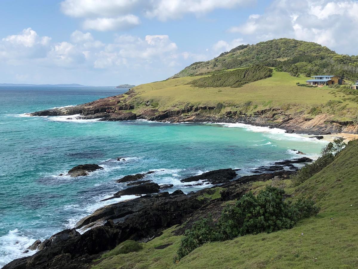 Oceanscape Luxury Beachfront Villas Scotts Head Extérieur photo